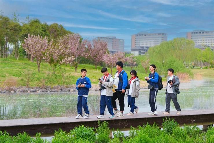 牵手郑州启佳学校·圆你美好教育梦想——【2025 年春季教师招聘公告】