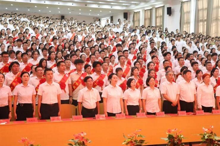 新蔡县明英高级中学2026年教师招聘简章