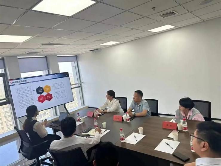 商学院走访河南融汇信息咨询有限公司