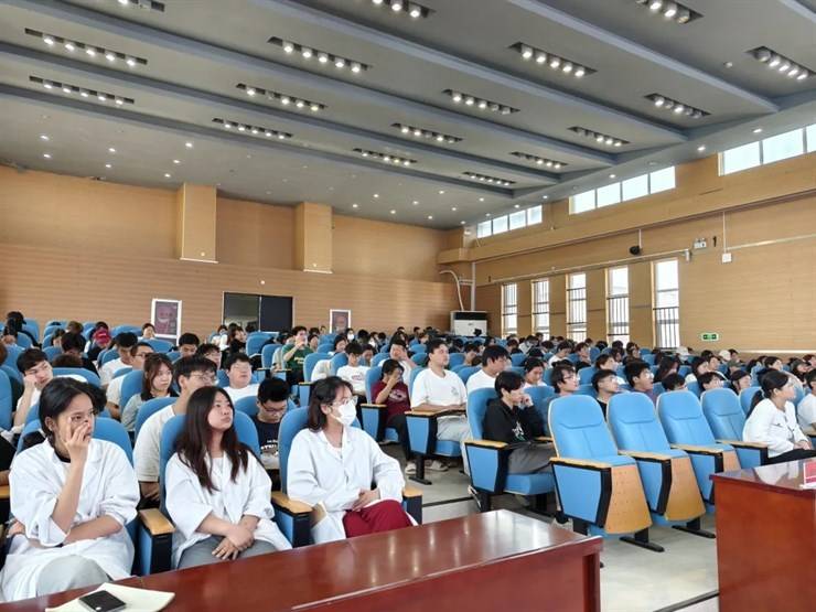 “职”等你来 未来可期 | 制药工程学院开展2024年春季企业宣讲活动