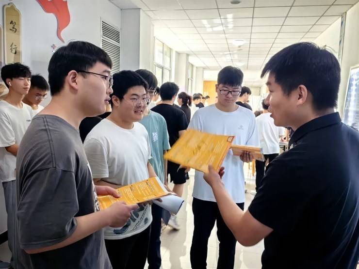 建筑工程学院成功举办2024年春季招聘会