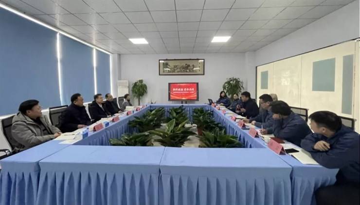 校长范晓伟走访调研河南莱帕克化工设备制造有限公司