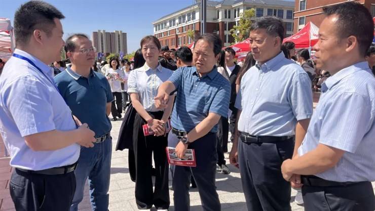 商学院2024年商贸建工类春季招聘会顺利举行