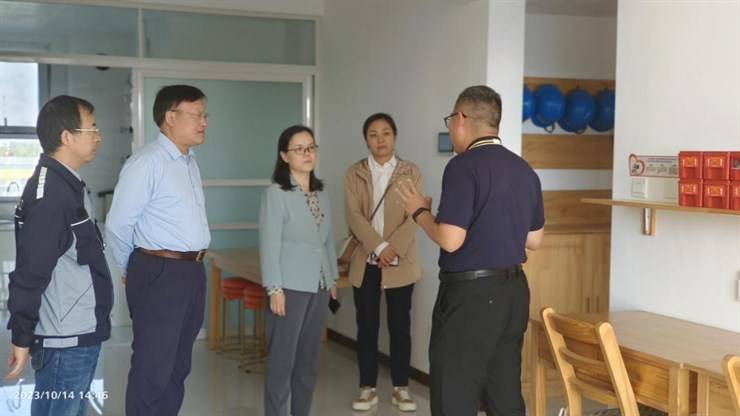 副校长陈君丽带队访企拓岗推进产教融合工作