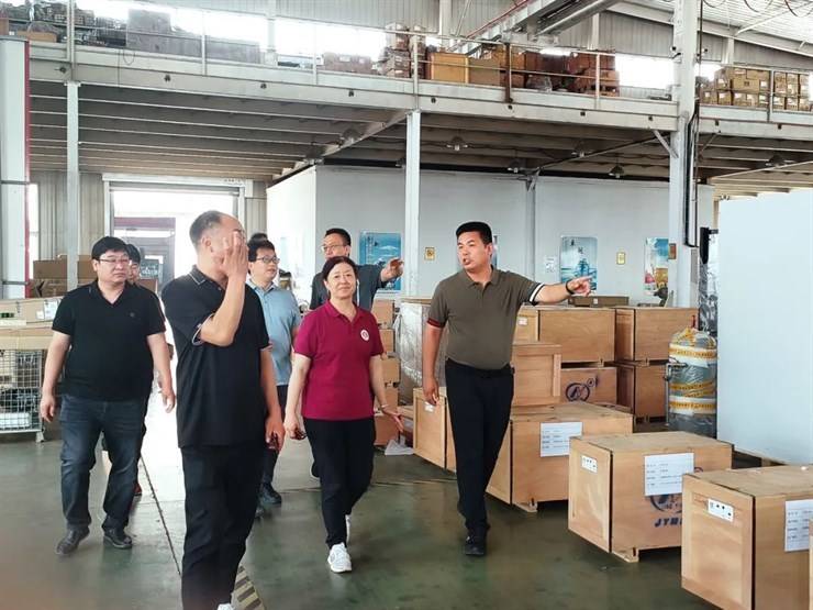 建筑工程学院赴天津敬业园机械设备有限公司走访调研并看望校友