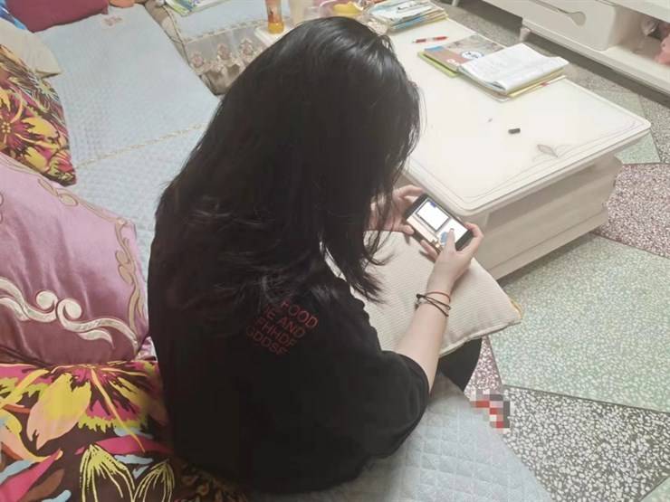 凝心聚力助就业，不负韶华早扬帆——商学院师生观看互联网+就业指导公益直播课