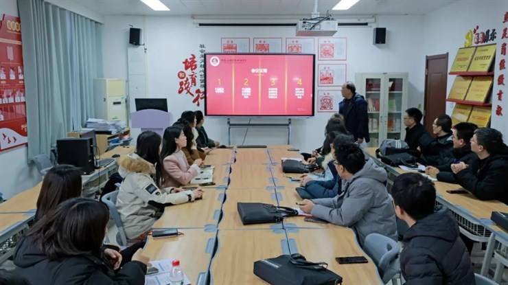 河南省化工医药职业教育集团2023年年会暨产业技术联盟研讨会在我校成功召开