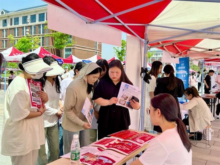 豫见未来，青春启航！经济管理学院成功举办2024年春季双选会