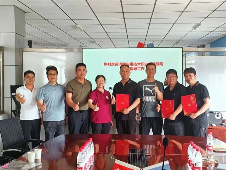 建筑工程学院赴天津敬业园机械设备有限公司走访调研并看望校友