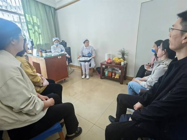 护理学院赴焦作访企拓岗促就业