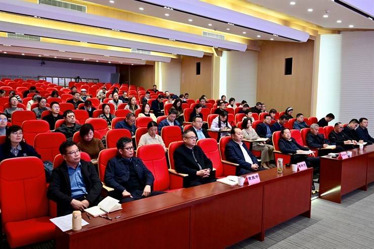 我校召开产教融合校企合作专题讲座