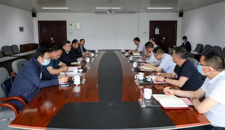 校长范晓伟一行赴河南能源化工集团开展“访企拓岗促就业”专项行动