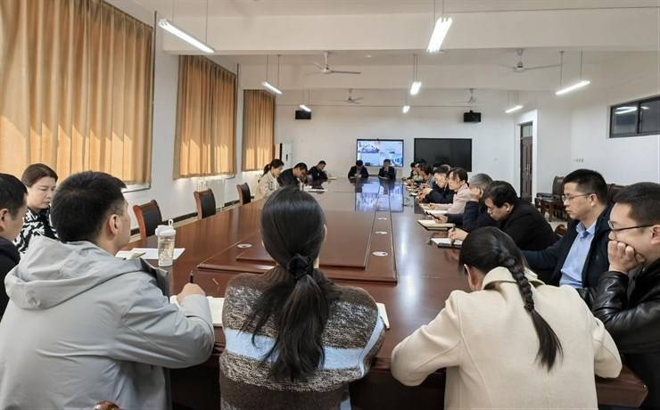 我校召开2025届毕业生就业双选会协调会