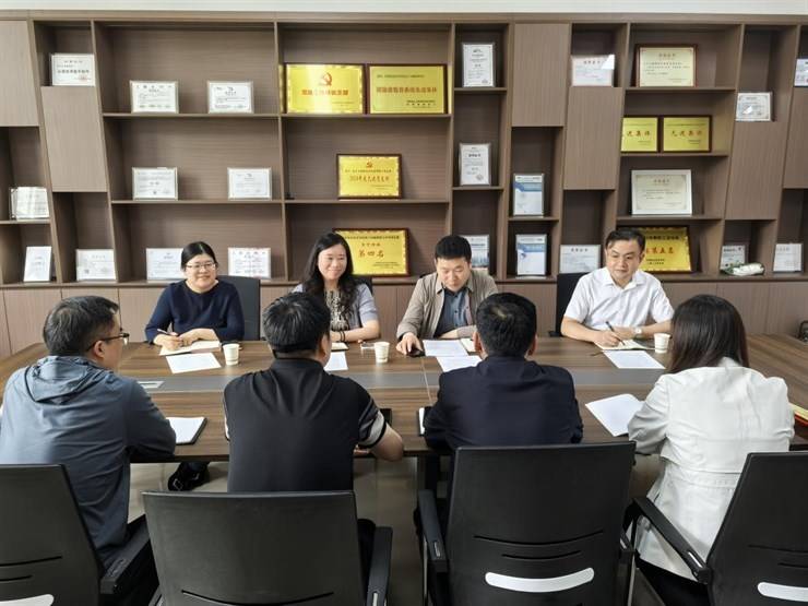招生就业处到电子与物联网学院专题调研
