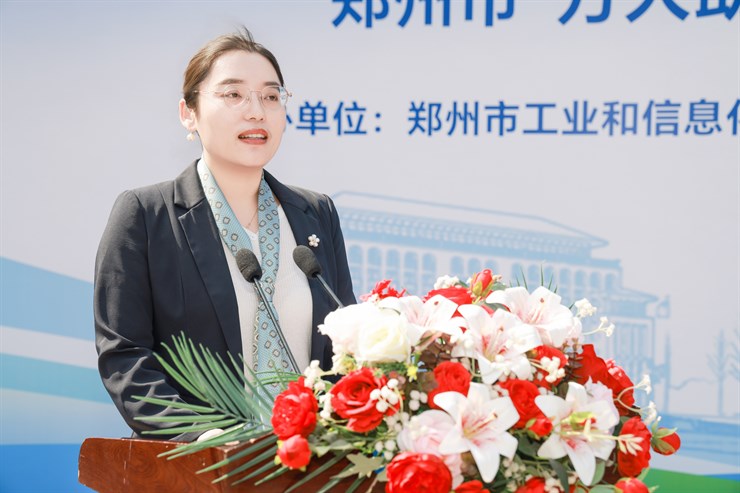 2026年郑州市“万人助万企”专场招聘活动暨我校2026届毕业生春季双选会举行