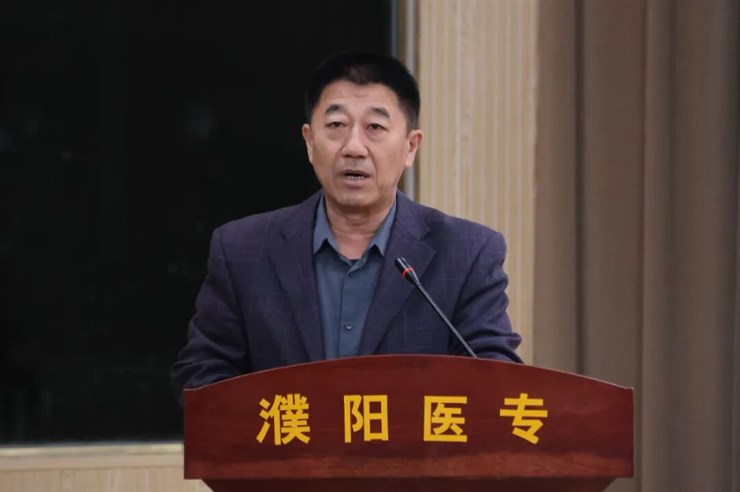 知名专家和优秀毕业生前来“传经送宝”｜濮阳医学高等专科学校举办职业生涯发展讲座 