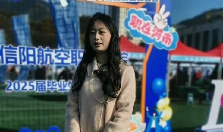 我校2025届毕业生双向选择洽谈会成功举办
