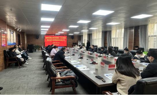 苏州市相城区人社局刘瑞刚一行及企业代表莅临我校展开校企合作洽谈会