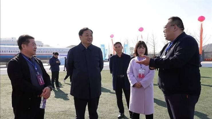 我校2025届毕业生双向选择洽谈会成功举办