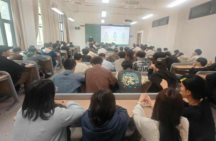 学院成功举办华天科技(昆山)电子有限公司招聘会