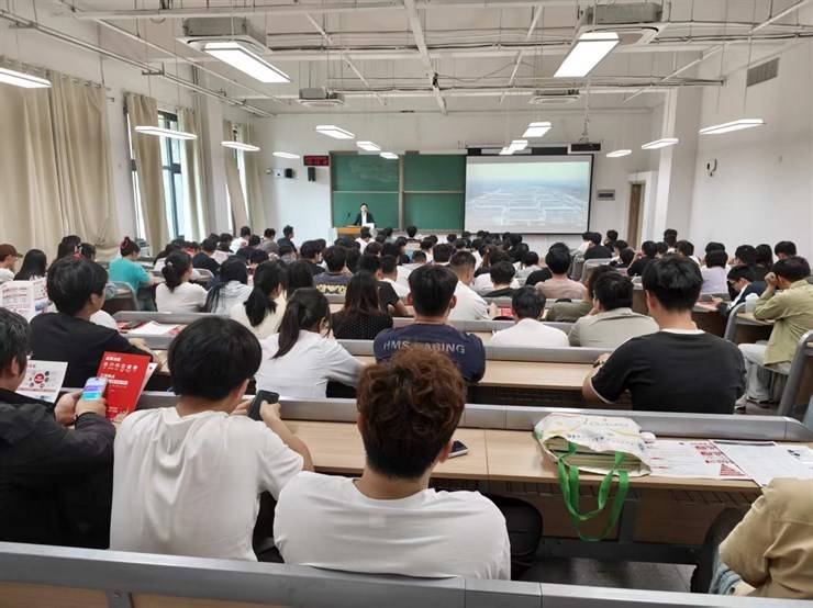 学院举办牧原集团2027届校园招聘宣讲会
