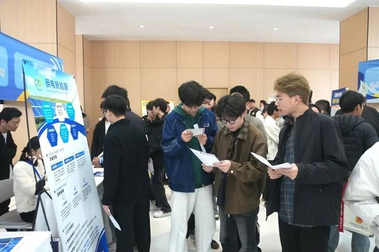 豫荐未来 青春启航丨我校2026年春季双选会成功举办