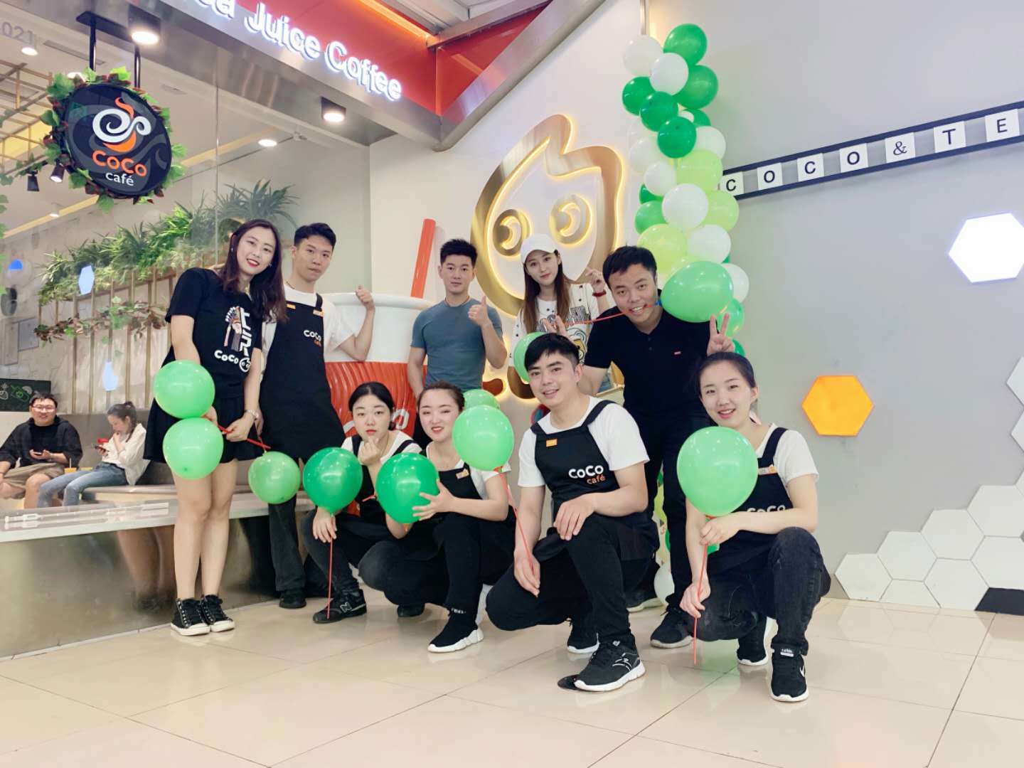 CoCo都可开封区的公司展示