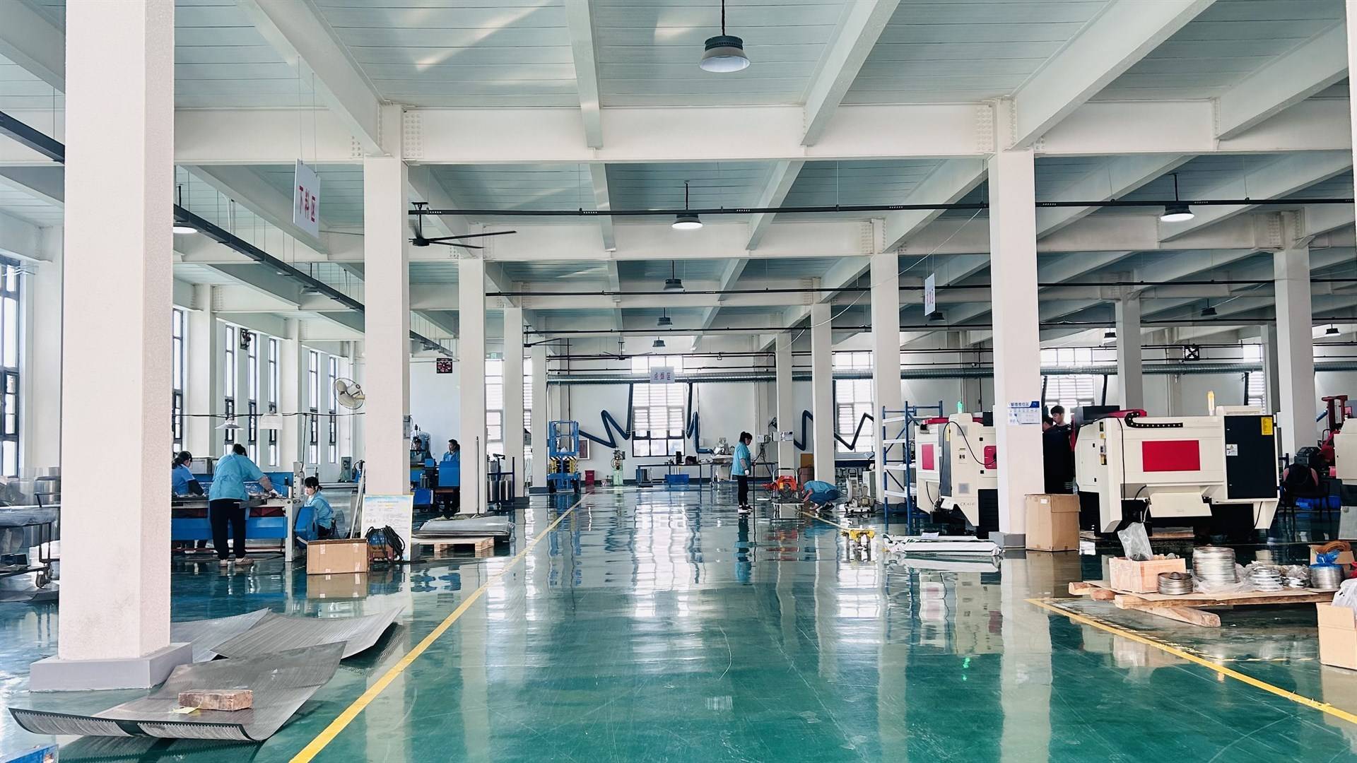 华航滤清器的公司展示