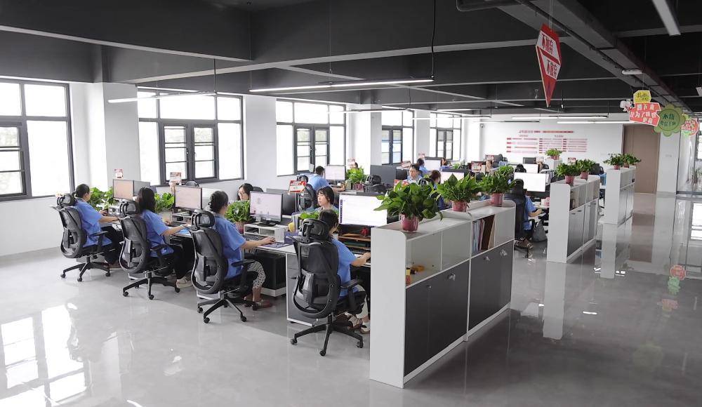 华航滤清器的公司展示