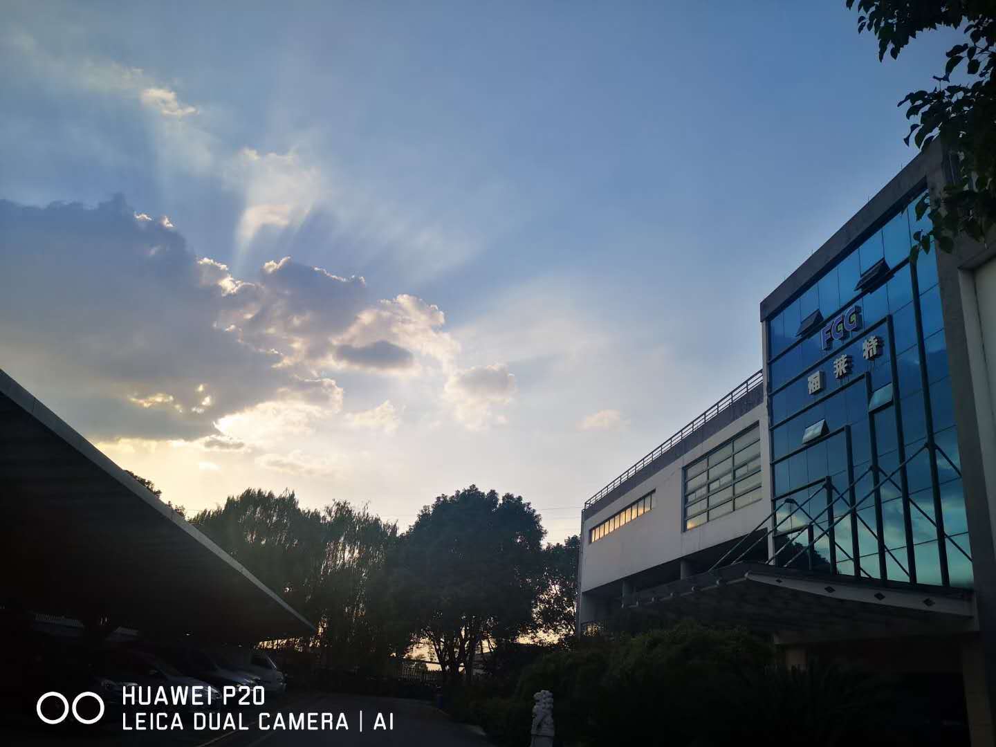 嘉福玻璃的公司展示