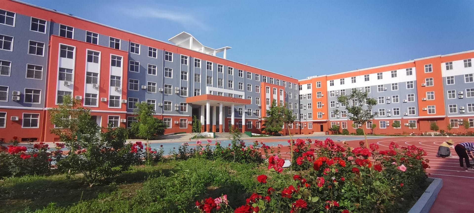 鹤壁市维城高级中学的公司展示