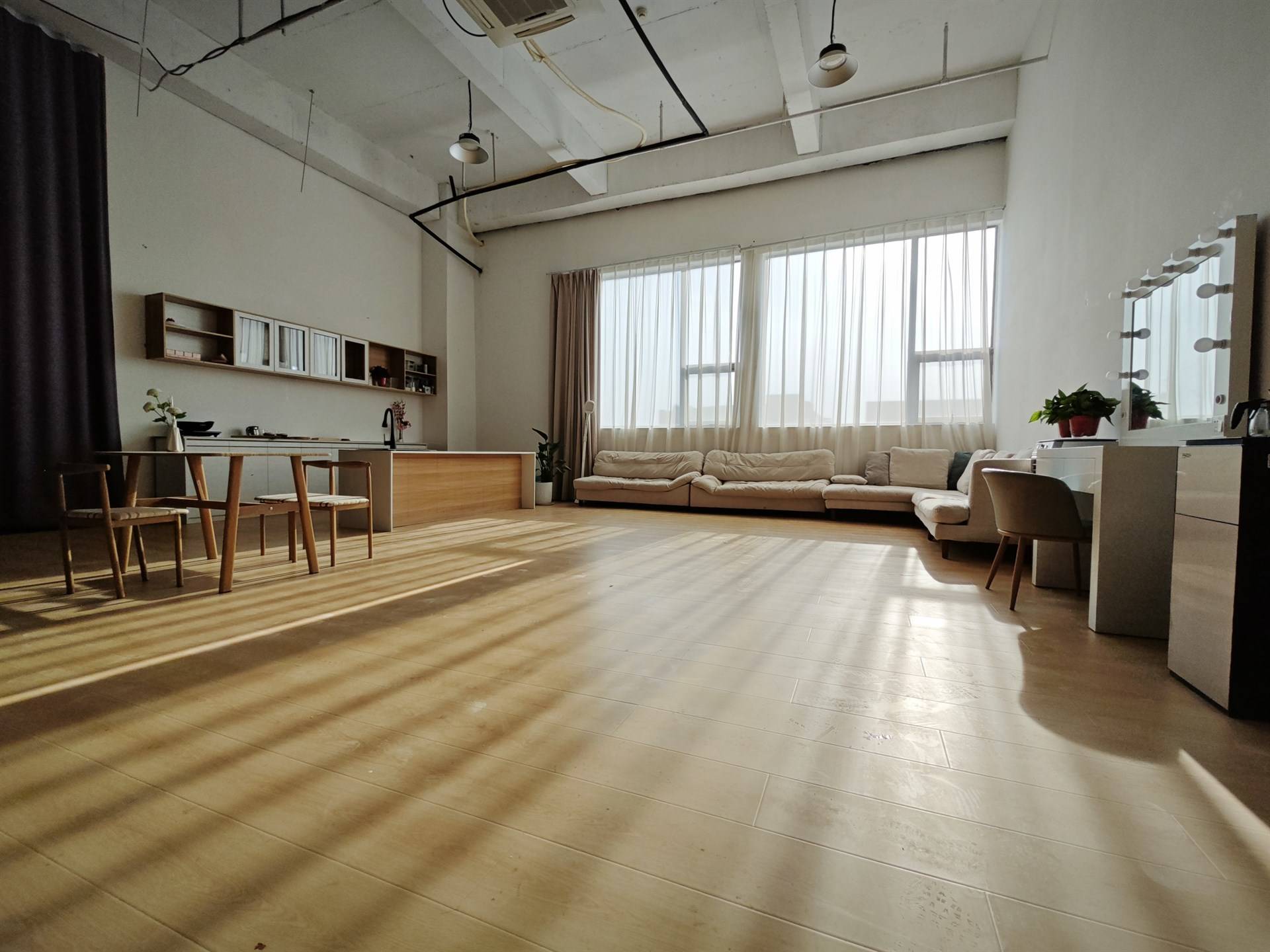 博燚影视的公司展示