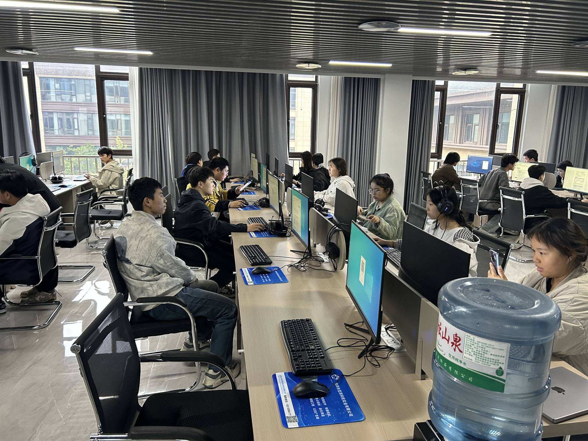 镕溯科技的公司展示