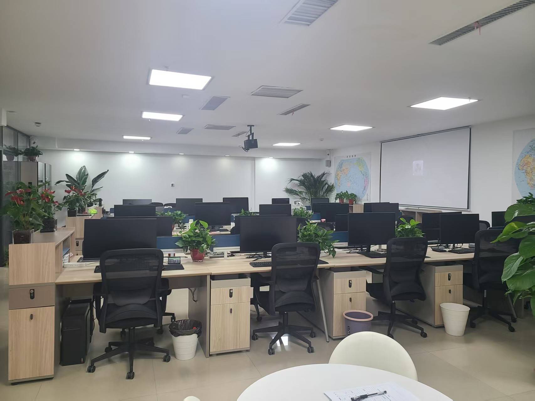 郑州洲文机械设备的公司展示