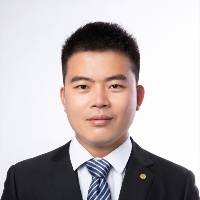 鲁丰盈