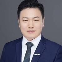 王强